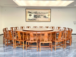 新明式圆台配中韵餐椅  大果紫檀