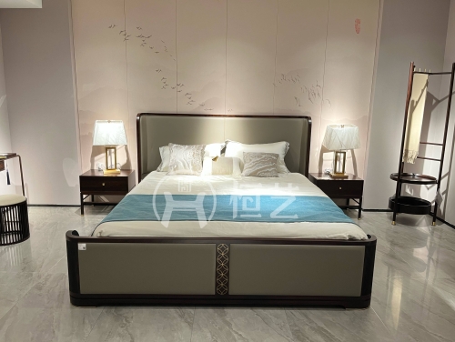 臻G1599大床  大黑檀