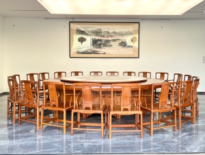 新明式圆台配中韵餐椅(独板)大果紫檀